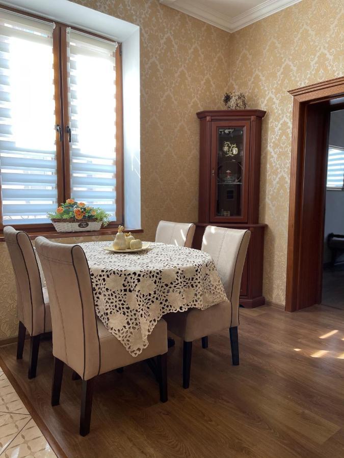Apartment On Franka Львов Экстерьер фото